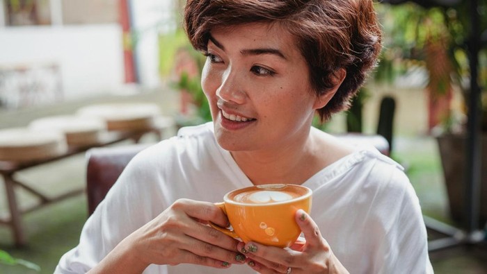 5 Zodiak yang Tidak Bisa Hidup Tanpa Kopi, Nggak Cukup Secangkir!