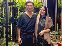 Terpopuler: Dinar Candy Tampil ala Gadis Jepang hingga Profil Istri Baru Anji