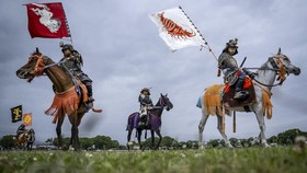 Soma Nomaoi, festival samurai berkuda yang telah berusia ribuan tahun berlangsung di Fukushima, Jepang, setiap bulan Mei.