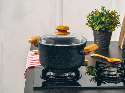 10 Rekomendasi Panci Granit Terbaik dengan Desain Elegan dan Modern