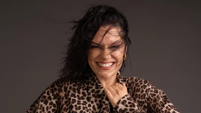 Penuh Haru, Penyanyi Jessie J Umumkan Sembuh dari Kanker Payudara