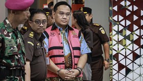 Kejaksaan Agung mengungkap mantan anggota Ombudsman Yeka Hendra Fatika menerima uang dari PT Wilmar Group terkait laporan pemeriksaan.
