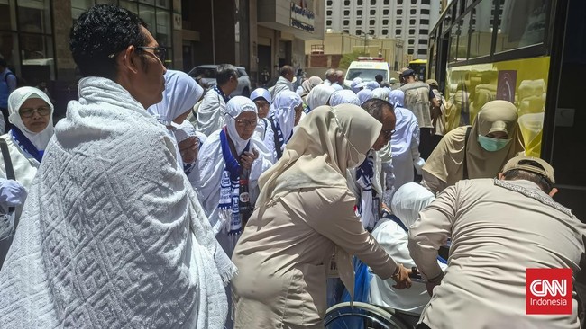 Jamaah Haji Asal Indonesia, bersiap menuju Arafah. Senin, 25 Mei 2026.