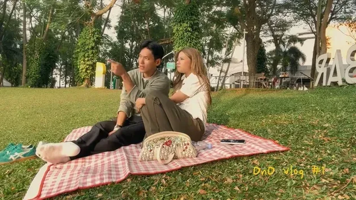 Na Daehoon dan Diva Azzura