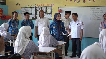 Pemkab Serang Naikkan Insentif Guru Madrasah dan Ngaji hingga 50%