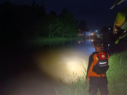 2 Remaja Hilang Tenggelam Saat Latihan Dayung di Sungai Laes Pemalang
