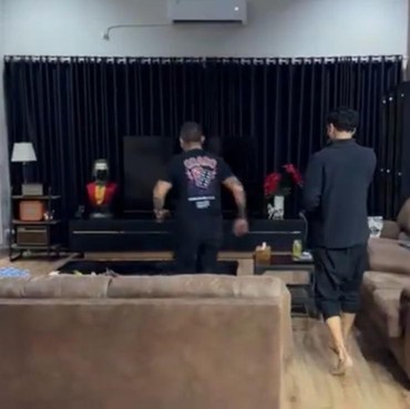 Ada Bar Khusus Kopi, 8 Potret Rumah Anji yang Jadi Venue Pernikahannya dengan Desy