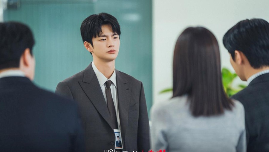 Penampilan Seo In Guk Jadi Bos Menyebalkan di Drama Baru 'See You At Work Tomorrow&excl;'