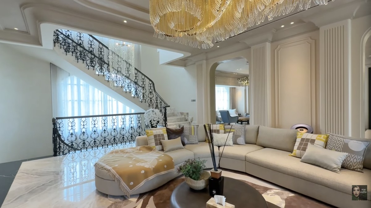Lantai 1 rumah Tasya Farasya&period;