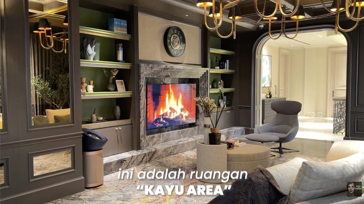 Lantai 2 rumah Tasya Farasya&period;