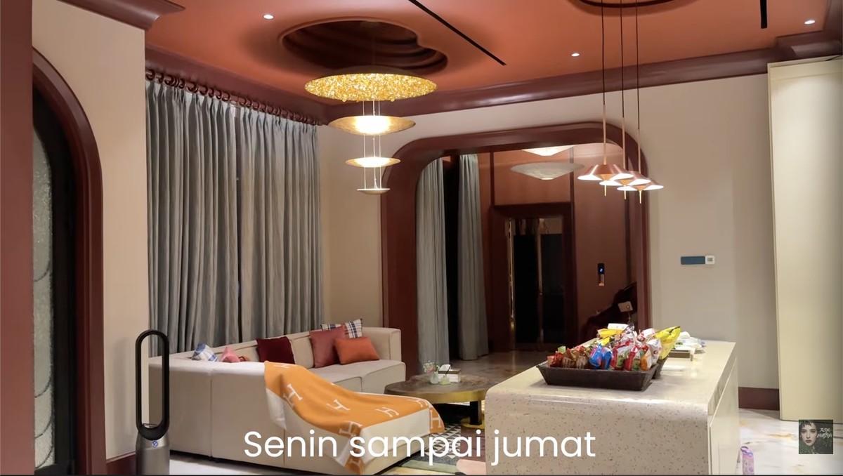 Lantai 3 dan 4 rumah Tasya Farasya&period;