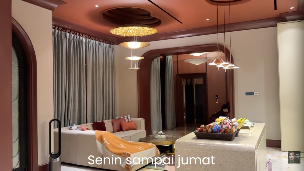 Lantai 3 dan 4 rumah Tasya Farasya&period;