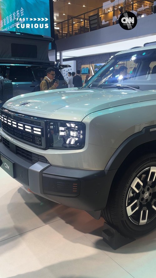 Jetour Indonesia membuka selubung calon mobil terbarunya, yakni Jetour T1 i-DM atau Plug-in Hybrid Electric Vehicle (PHEV).