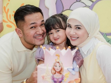 Aisha Anak Kesha Ratuliu Masuki Masa Threenager, Intip Potretnya Makin Lihai Berpose