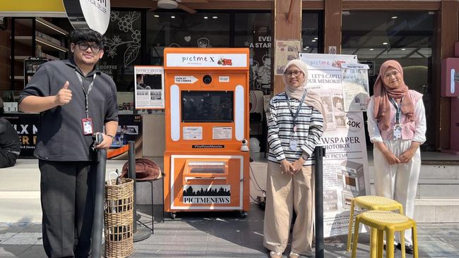 Keramaian kembali terasa di kawasan Blok M, Jakarta Selatan. Berdasarkan pantauan tim CNNIndonesia.com Selasa (26/5) sore, kawasan Melawai dipenuhi pengunjung yang hilir mudik mencari makanan, nongkrong, hingga berburu spot foto viral.