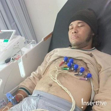 Terhimpit Ekonomi hingga Niat Jual Mata, Calvin Dores Masuk RS karena Serangan Jantung