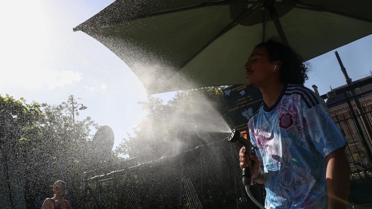 Potret Malapetaka Baru Hantam Eropa, Inggris sampai Prancis Membara