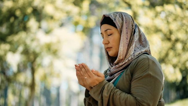 Lahaula Wala Quwwata Illa Billah: Tulisan Arab, Arti, dan Keutamaannya