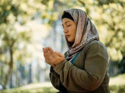 Kumpulan Doa untuk Ketenangan Hati dan Pikiran, Lengkap Arab hingga Artinya
