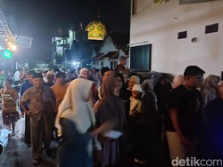 Meriahnya Takbir Keliling di Bali, Bule Asal Jerman Ikut Kumandangkan Takbir