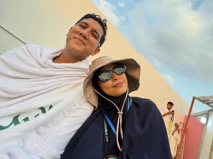 Deretan Artis Indonesia Kenang saat Menjalani Wukuf di Arafah