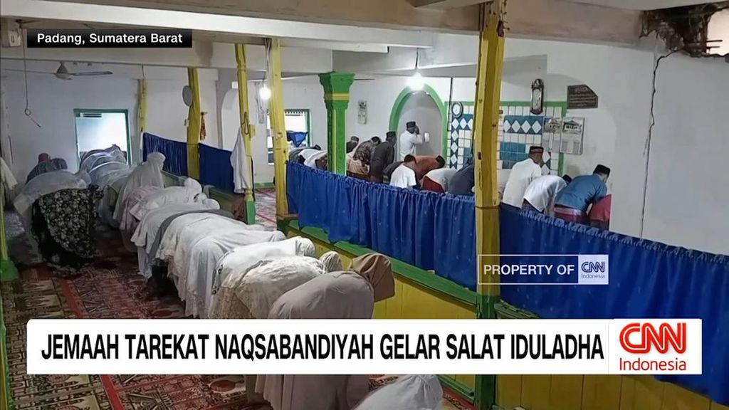VIDEO: Jemaah Tarekat Naqsabandiyah Gelar Salat Iduladha