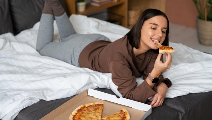 5 Makanan yang Bisa Mengganggu Kualitas Tidur, Hindari Kalau Mau Tidur Nyenyak!