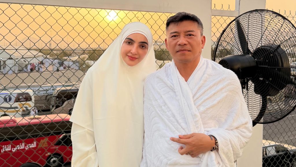 Ashanty Cerita Momen Menakjubkan saat Cium Hajar Aswad