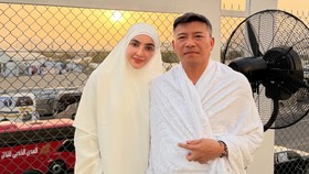 Ashanty ungkap rasa takjubnya atas pertolongan Tuhan membuat momen cium Hajar Aswad yang awalnya dirasa mustahil jadi begitu mudah.
