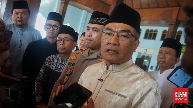 Bupati Bantul, Abdul Halim Muslih menegaskan bahwa aksi pembubaran aktivitas ibadah jemaat Gereja Misi Sejahtera (GMS) di wilayahnya beberapa hari lalu merupakan suatu bentuk persekusi.