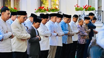 Prabowo Salat Iduladha dengan Diaspora RI di Paris