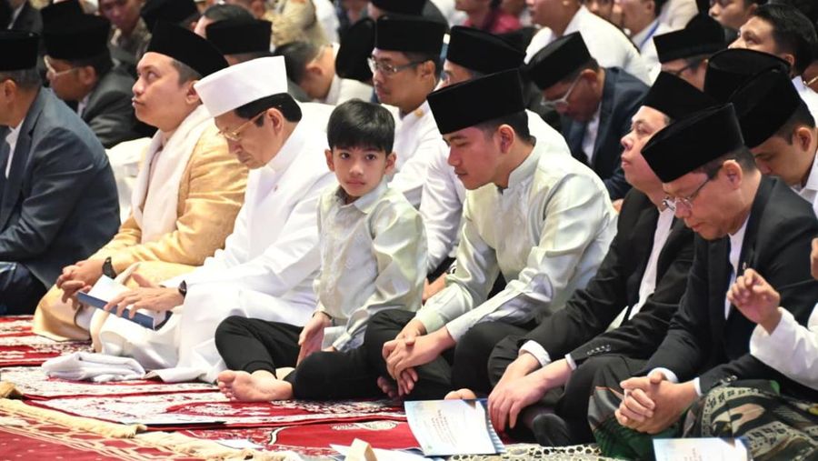 Wakil Presiden GIbran Rakbuming Raka penyelenggaraan Salat Iduladha 1447 H/2026 M di Masjid Istiqlal, Jakarta, Rabu (27/05/2026). (Dok. Setwapres)