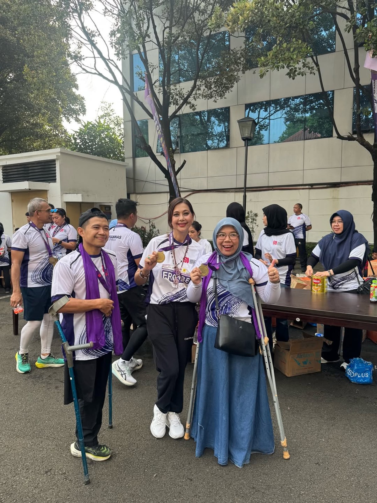 Ayu Azhari ikut fun run