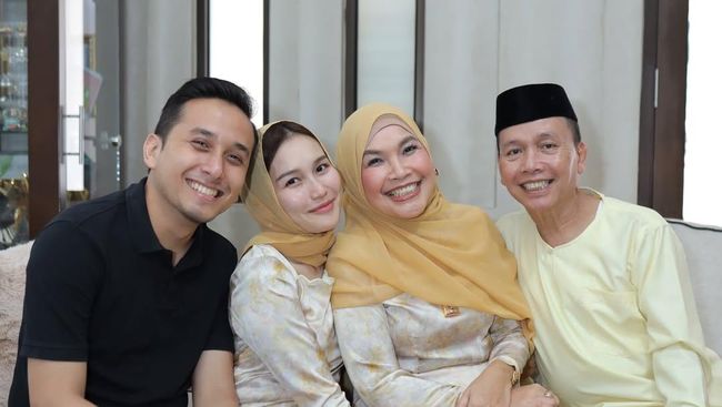 Ayu Ting Ting dan Muhammad Kevin Gusnadi Makin Lengket Rayakan Idul Adha Bareng Keluarga