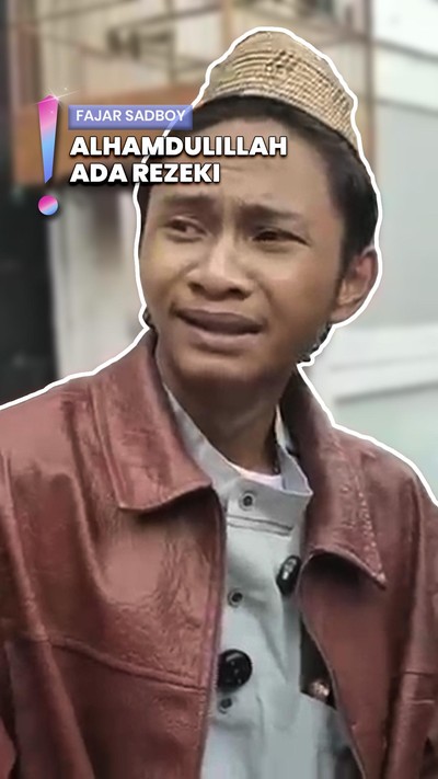Video: Fajar Sadboy Nangis Tak Tega Lihat Kambing Kurbannya Dipotong