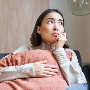 7 Kebiasaan yang Tanpa Disadari Bisa Mengikis Kepercayaan Dirimu