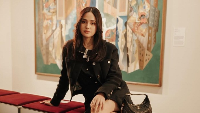 Syifa Hadju Tampil Elegan Hadiri Chanel Metiers d'art 2026 Seoul