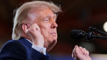 Berat Badan Trump Naik Jadi 104 Kg, Dokter Sarankan Diet