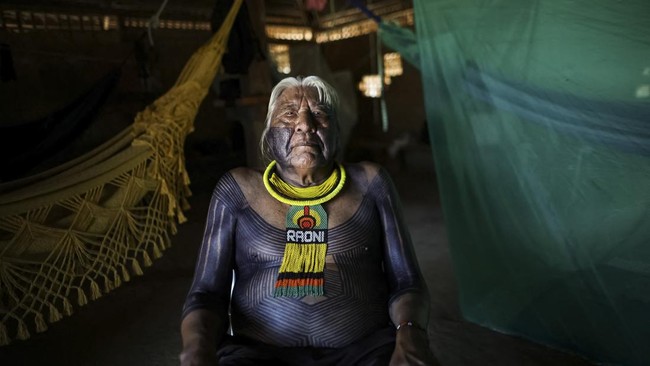 Indigenous leader Megaron Txucarramae attends an interview with Reuters at Pykany village in the Menkragnoti Indigenous Territory of the Kayapo people, in Para state, Brazil May 20, 2026. REUTERS/Adriano Machado