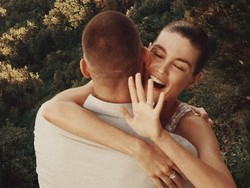 Kiper Timnas Maarten Paes Lamar Kekasih Supermodel Dunia