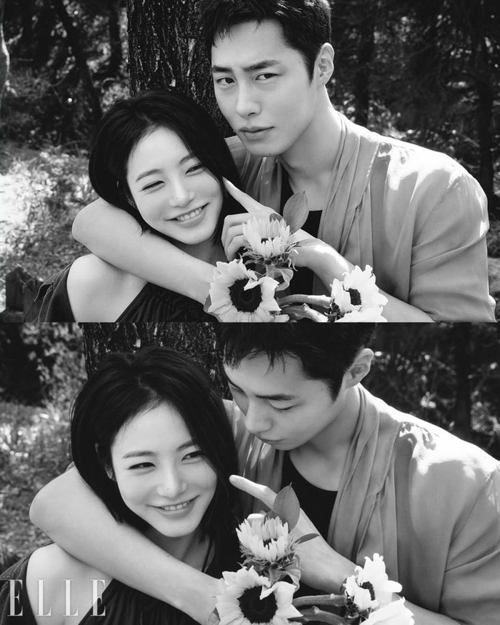 Pemotretan yang dirilis oleh ELLE Korea pada (26/5) tersebut mengabadikan kedekatan Lee Jae Wook dan Shin Ye Eun sebagai pasangan dokter dan perawat di dalam drama yang secara alami bertemu di indahnya Pulau Pyeongdong./ Foto: instagram.com/ellekorea