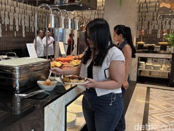 Staycation Hemat Ala Sultan Diskon 40% di Trans Luxury Hotel Surabaya