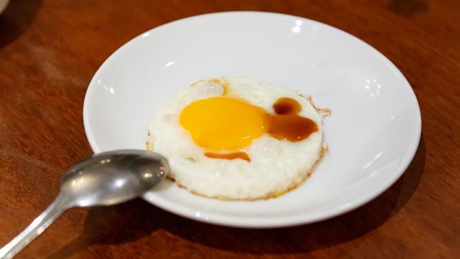 Telur kecap.