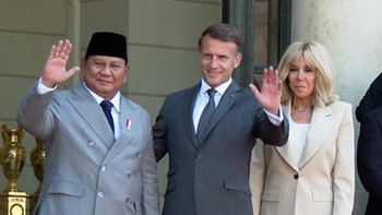 Momen Prabowo Bertemu Macron di Istana Elysee Paris