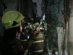 Kebakaran di Tambora Jakbar Padam, Sumber Api Sama dengan TKP Sebelumnya