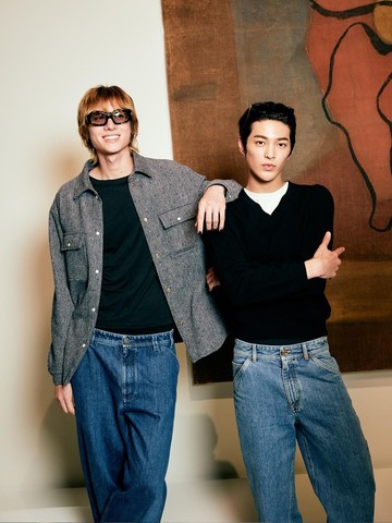 5 Potret Martin dan Keonho CORTIS di CHANEL Mtiers d'art Show