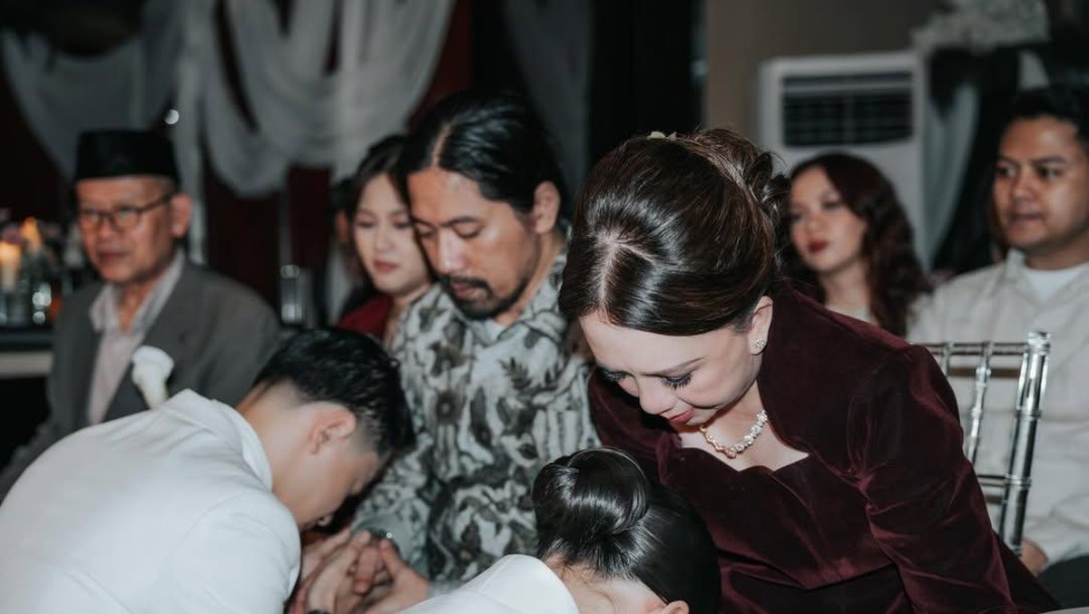 Adhisty Zara menikah dengan Tsaqib