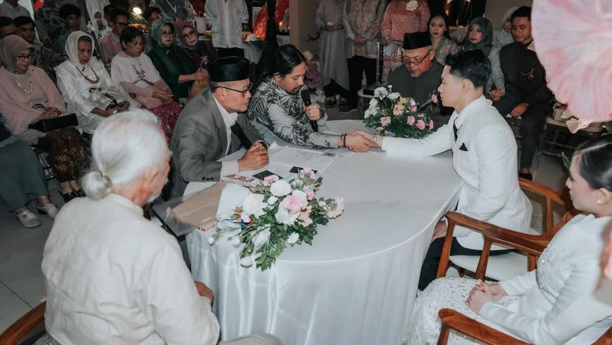 Adhisty Zara menikah dengan Tsaqib