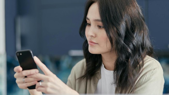 4 Ciri Kepribadian Orang yang Jarang Ganti Foto Profil