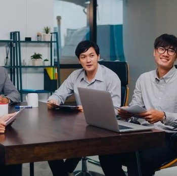 6 Kebiasaan yang Bisa Membuat Lebih Dipercaya di Lingkungan Kerja